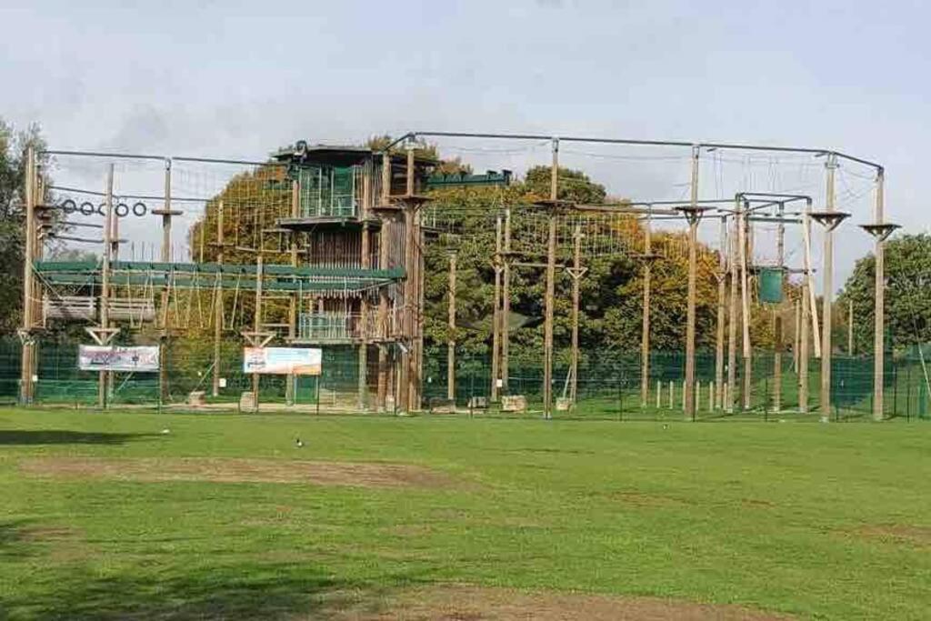 וולווין גארדן סיטי The Cabin מראה חיצוני תמונה